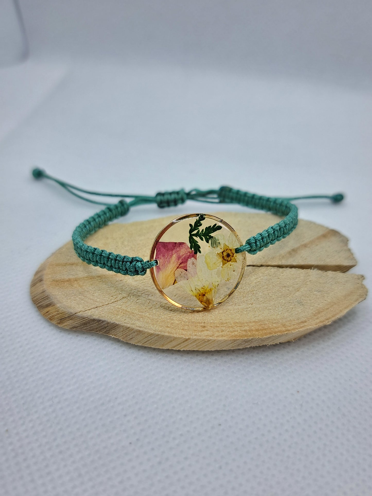 Armband Makramee kleiner Blumenstrauß