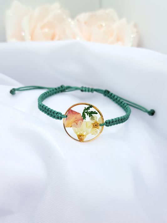 Armband Makramee kleiner Blumenstrauß